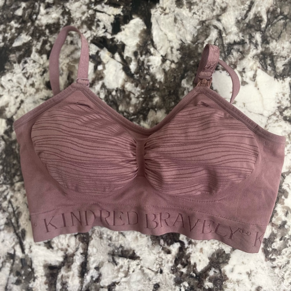 Kindred Braverly Hands-Free Nursing & Pumping Bra Size Medium